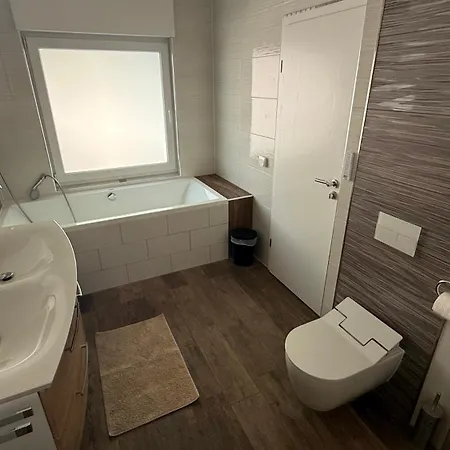 House In Sarstedt! Contactless Check-in Sarstedt